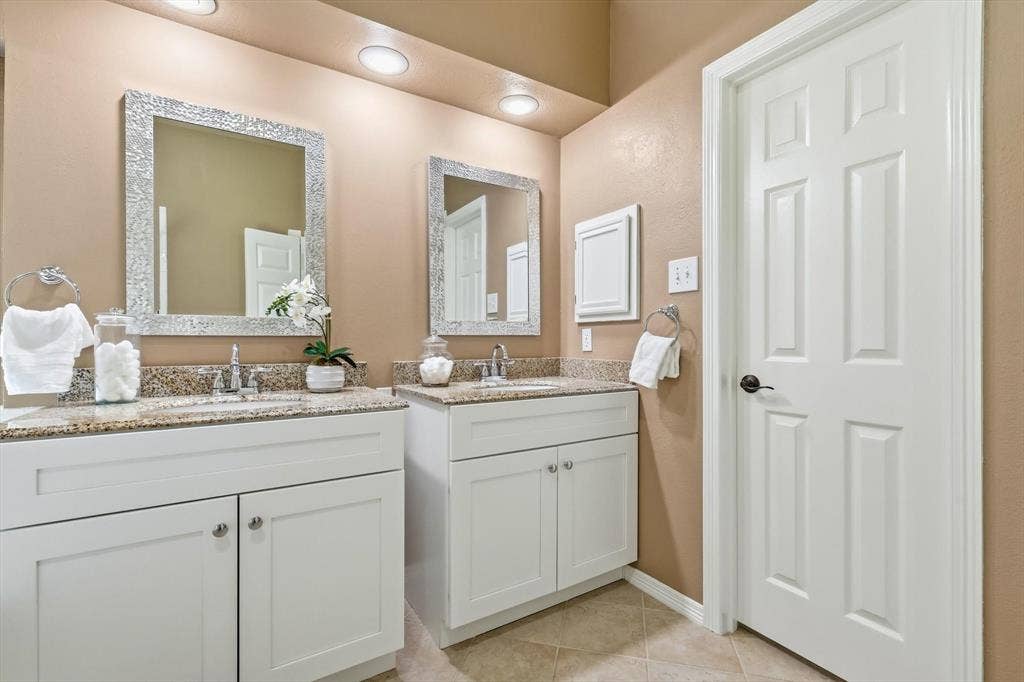 287 Tealwood Drive, Coppell, TX 75019 Pretty Bathroom