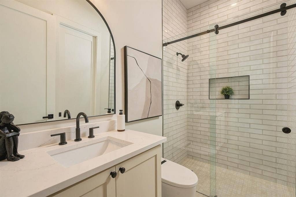 3813 Durango Drive, Dallas, TX 75220