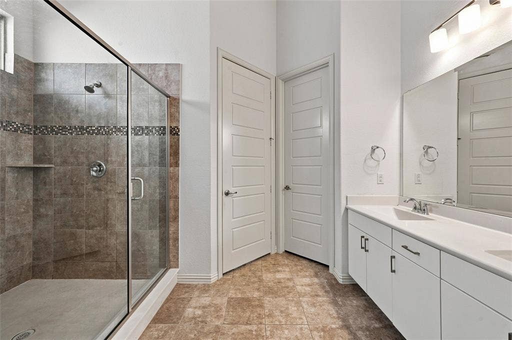 630 Patriot Lane, Irving, TX 75060 630 Patriot Lane, Irving, TX 75060