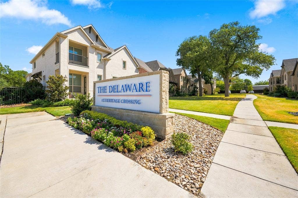 630 Patriot Lane, Irving, TX 75060 630 Patriot Lane, Irving, TX 75060
