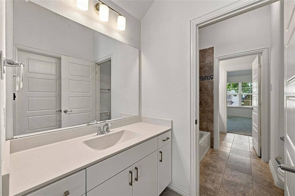 630 Patriot Lane, Irving, TX 75060 630 Patriot Lane, Irving, TX 75060