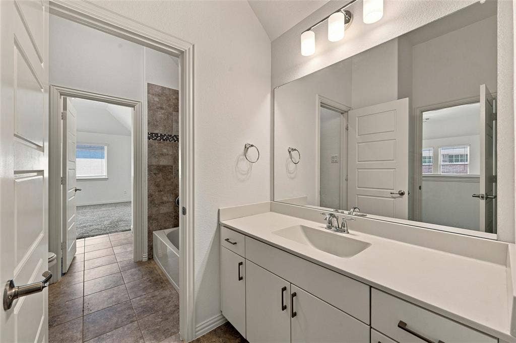 630 Patriot Lane, Irving, TX 75060 630 Patriot Lane, Irving, TX 75060