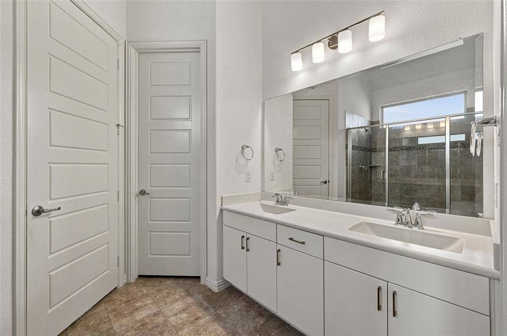 630 Patriot Lane, Irving, TX 75060 630 Patriot Lane, Irving, TX 75060