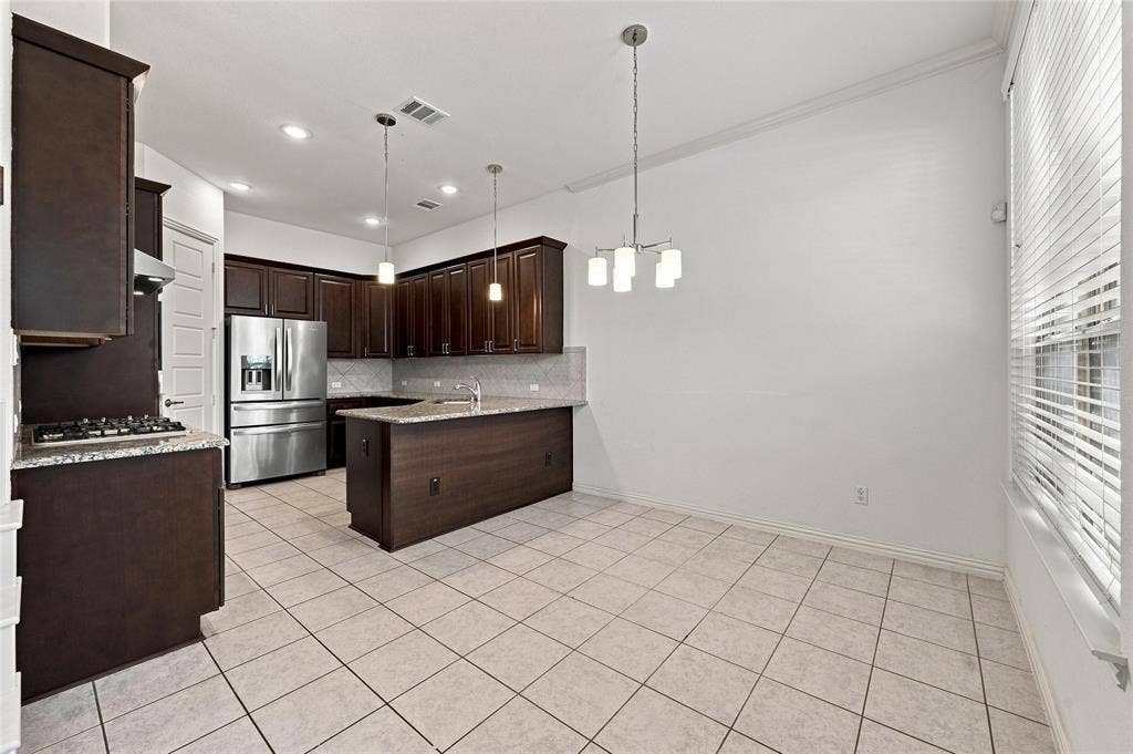 630 Patriot Lane, Irving, TX 75060 630 Patriot Lane, Irving, TX 75060