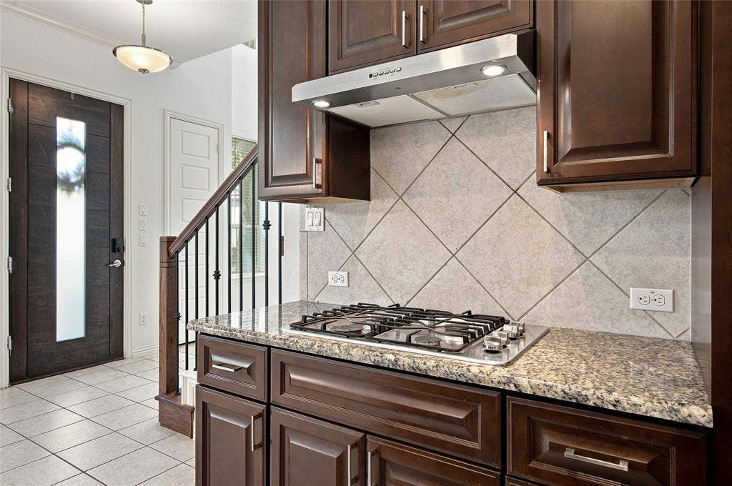 630 Patriot Lane, Irving, TX 75060 630 Patriot Lane, Irving, TX 75060