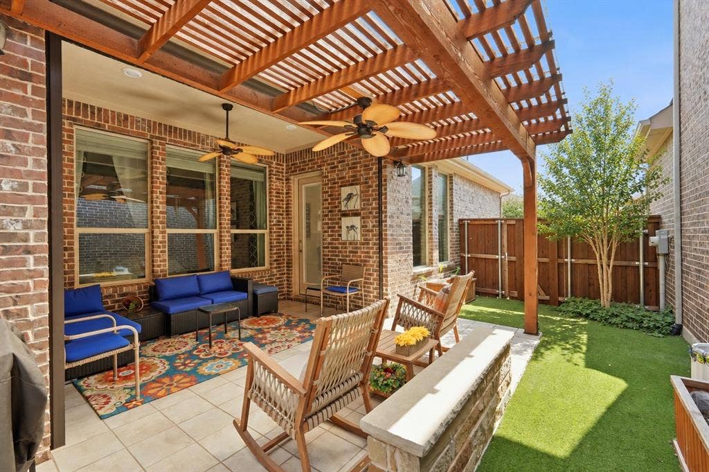 4808 Forest Crest Parkway, Arlington, TX 76005 Outdoor patio with tile flooring, wood pergola, and ceiling fans