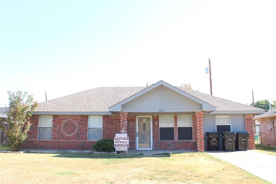 Property photo for 307 Briar Creek Drive, Crandall, TX