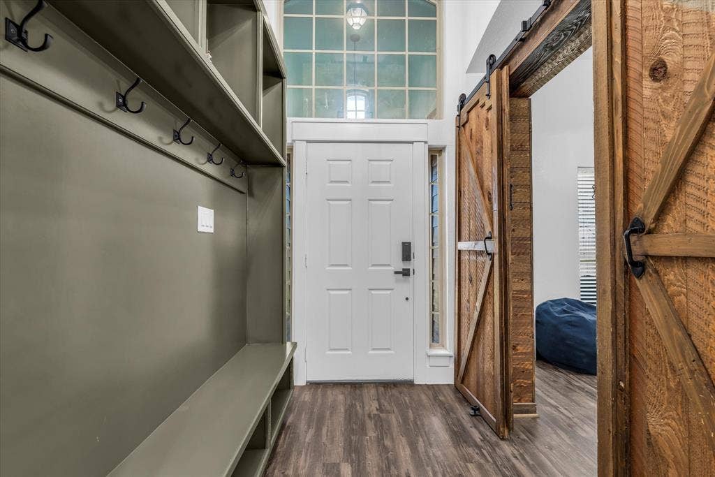 10804 Aurora Drive, Waco, TX 76708 10804 Aurora Drive, Waco, TX 76708