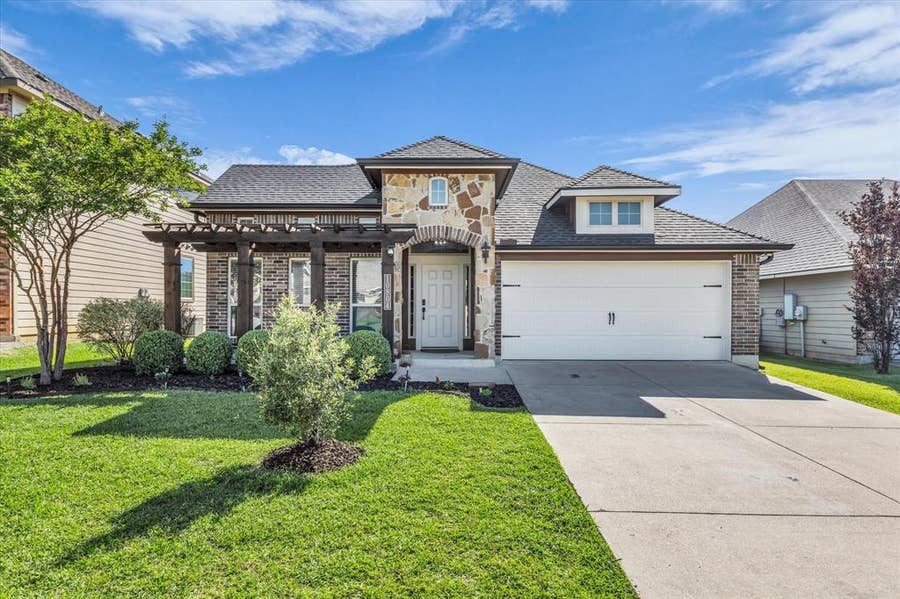 Property photo for 10804 Aurora Drive, Waco, TX