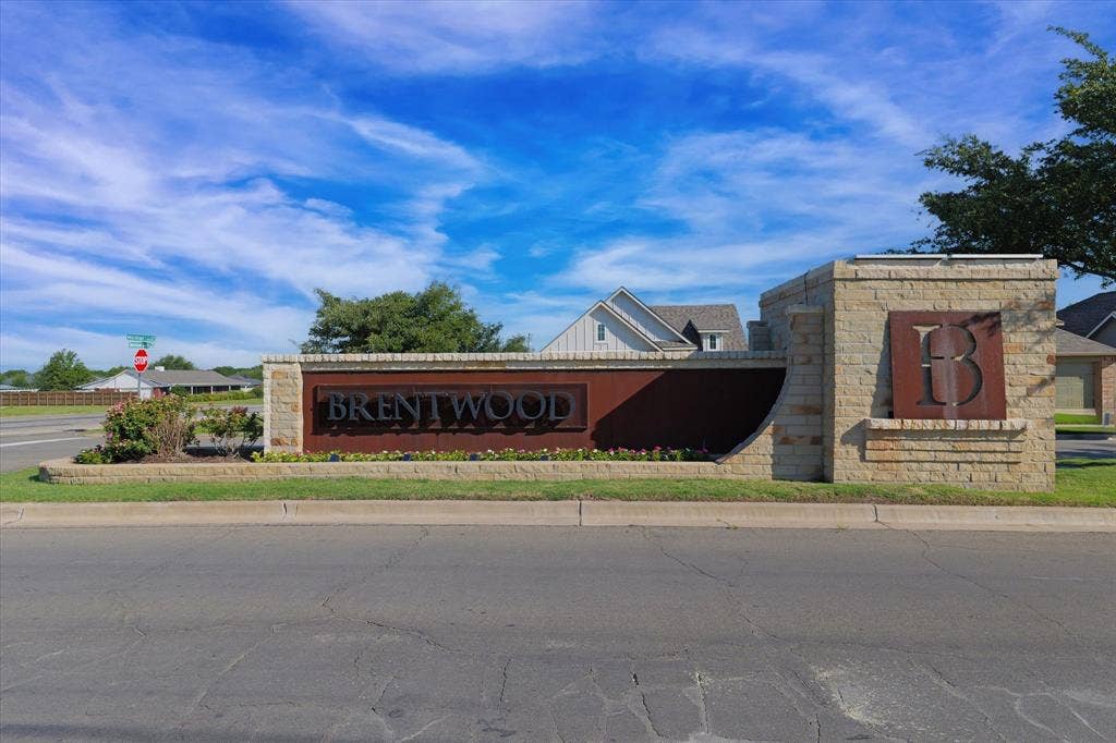 10804 Aurora Drive, Waco, TX 76708 10804 Aurora Drive, Waco, TX 76708