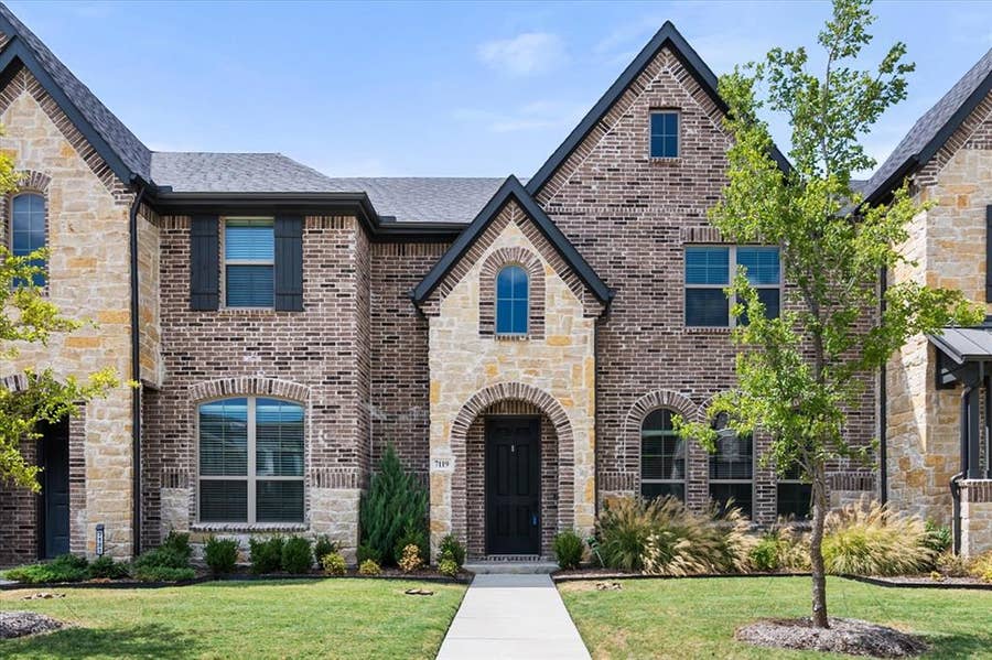 Property photo for 7119 Buchanan Drive, Grand Prairie, TX