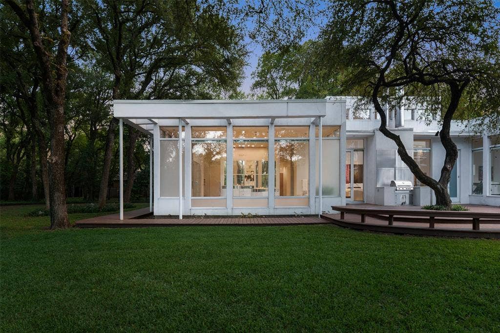 4130 Cochran Chapel, Dallas, TX 75209 4130 Cochran Chapel, Dallas, TX 75209
