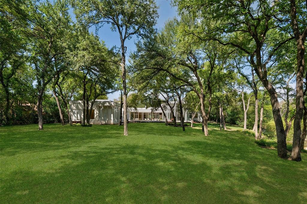 4130 Cochran Chapel, Dallas, TX 75209 4130 Cochran Chapel, Dallas, TX 75209