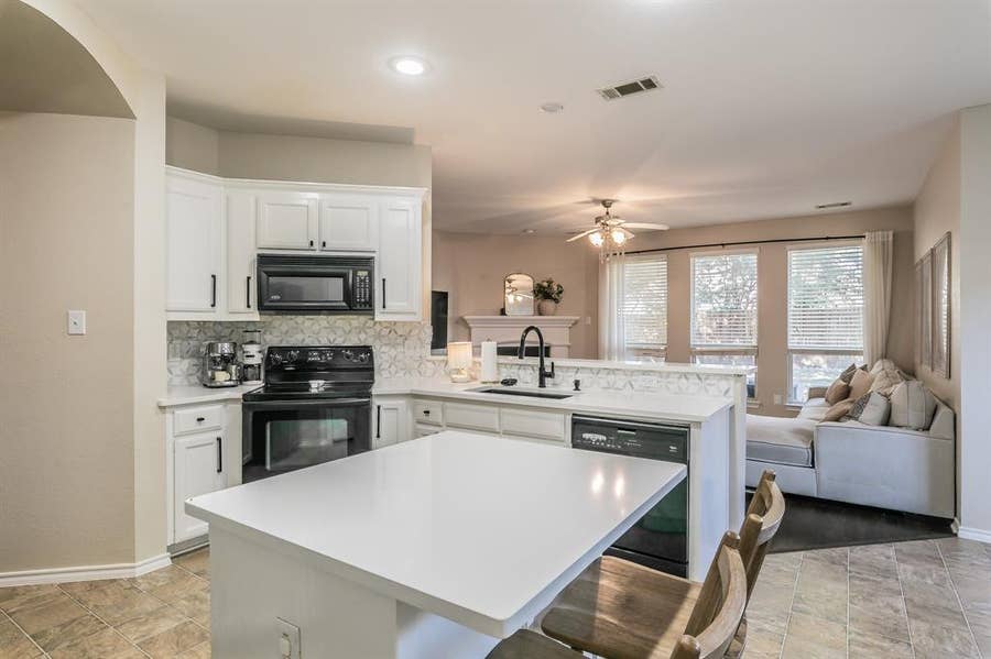 Property photo for 5009 Bedfordshire Drive, Fort Worth, TX
