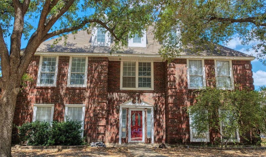 Property photo for 711 Amesbury Drive, Mesquite, TX