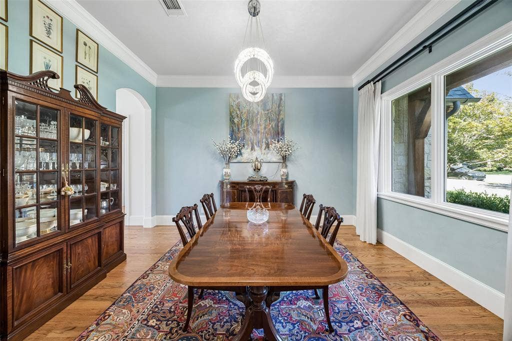 6130 Lavendale Avenue, Dallas, TX 75230 6130 Lavendale Avenue, Dallas, TX 75230