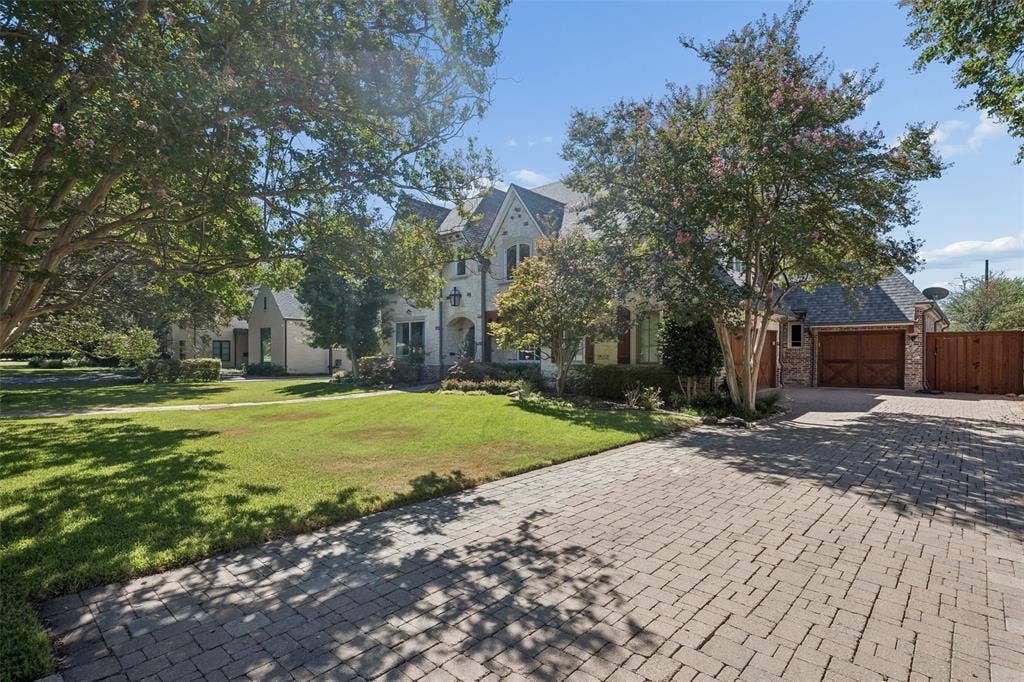 6130 Lavendale Avenue, Dallas, TX 75230 6130 Lavendale Avenue, Dallas, TX 75230