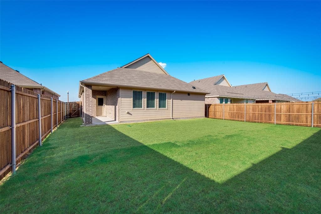 3009 Sovereignty Drive, Denton, TX 76207 3009 Sovereignty Drive, Denton, TX 76207