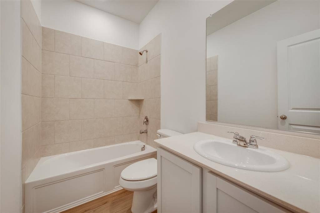 3009 Sovereignty Drive, Denton, TX 76207 3009 Sovereignty Drive, Denton, TX 76207
