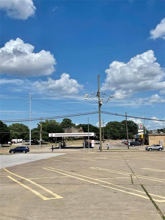 12809 Audelia Road, Dallas, TX 75243 12809 Audelia Road, Dallas, TX 75243
