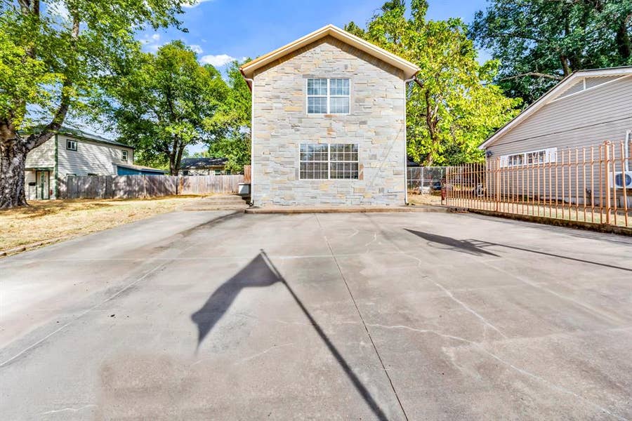 Property photo for 716 Brinker Street, Sulphur Springs, TX