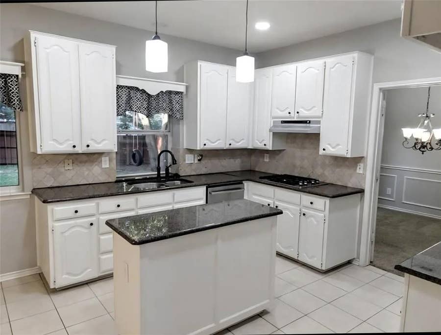 Property photo for 821 Weeping Willow Court, Allen, TX