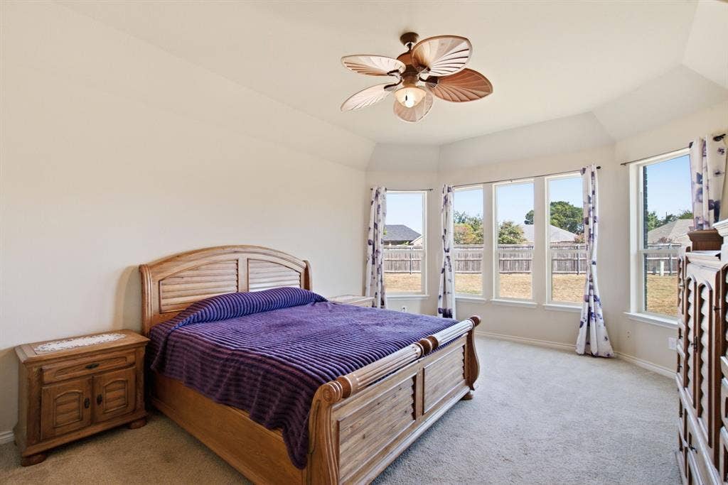 3112 White Horse Court, Granbury, TX 76049 TRULY A PRIVATE OASIS