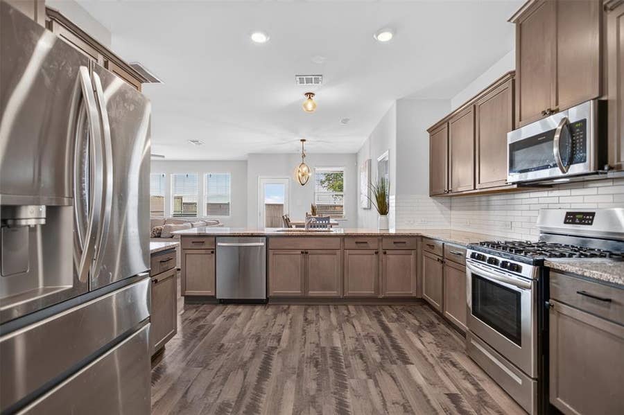 Property photo for 928 Slate Lane, Celina, TX