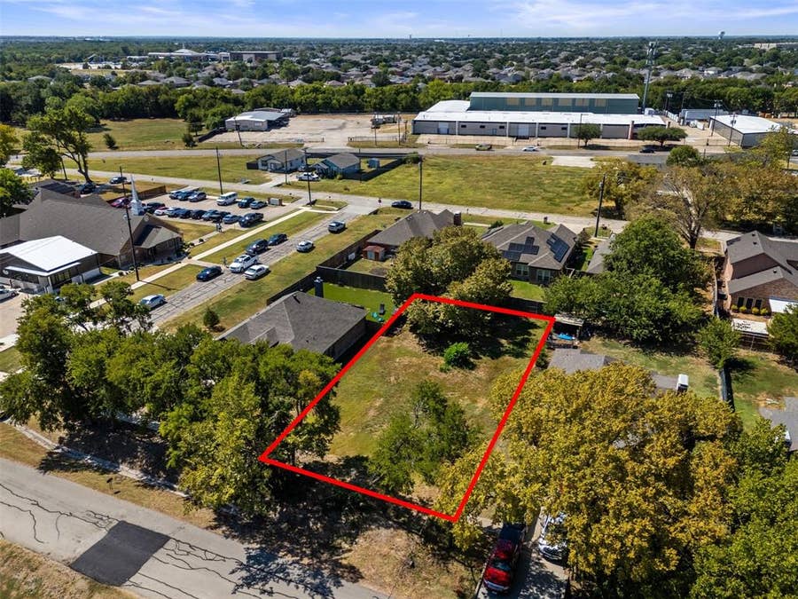 Property photo for 904 E Buffalo Street, Forney, TX
