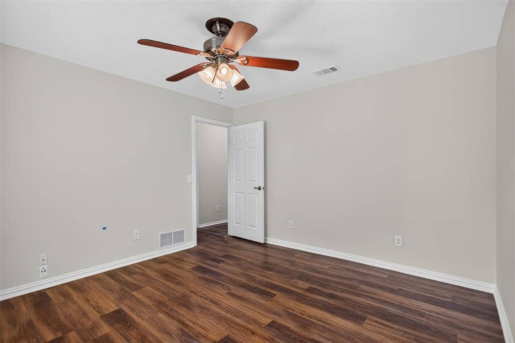 901 Willow Brook Drive, Allen, TX 75002 901 Willow Brook Drive, Allen, TX 75002