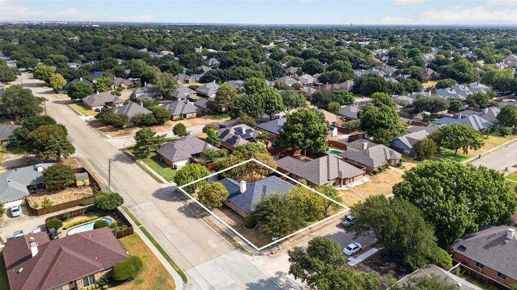 901 Willow Brook Drive, Allen, TX 75002 901 Willow Brook Drive, Allen, TX 75002