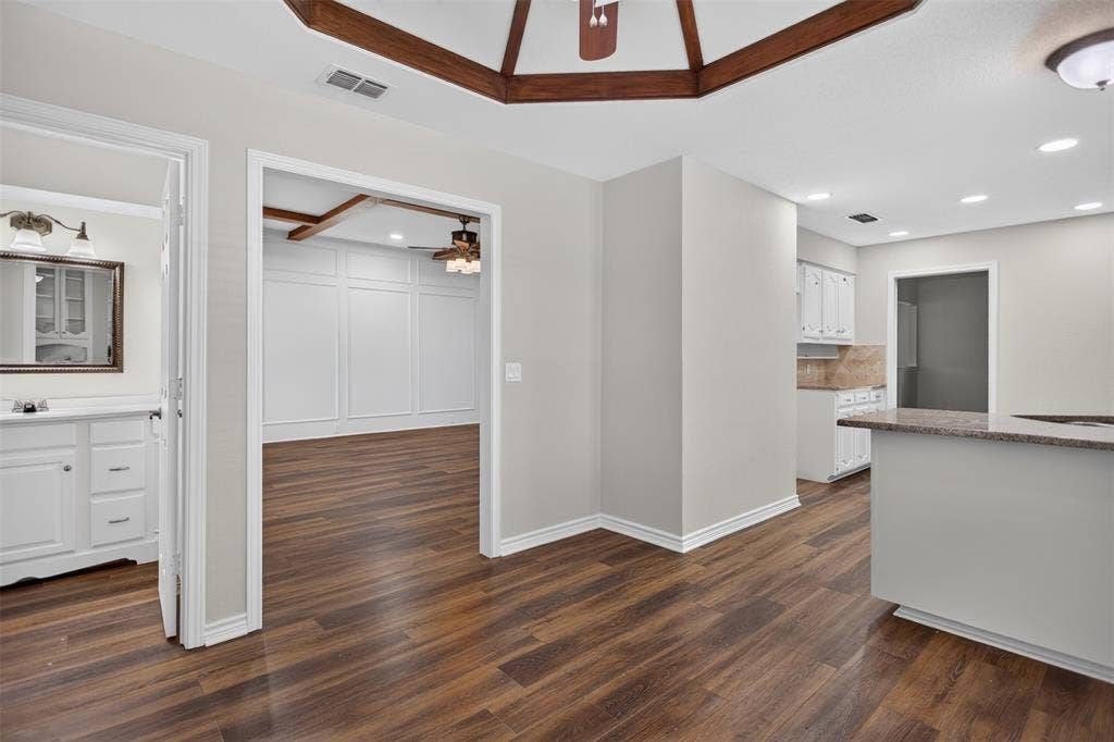 901 Willow Brook Drive, Allen, TX 75002 901 Willow Brook Drive, Allen, TX 75002