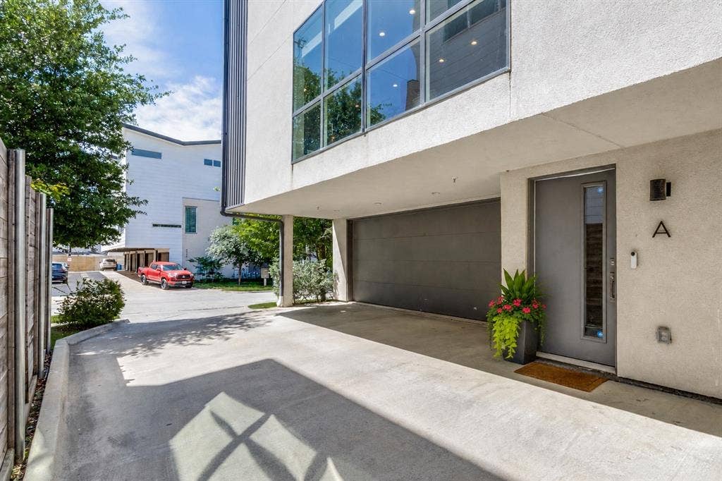 5907 Lindell Avenue, #A, Dallas, TX 75206 5907 Lindell Avenue, #A, Dallas, TX 75206