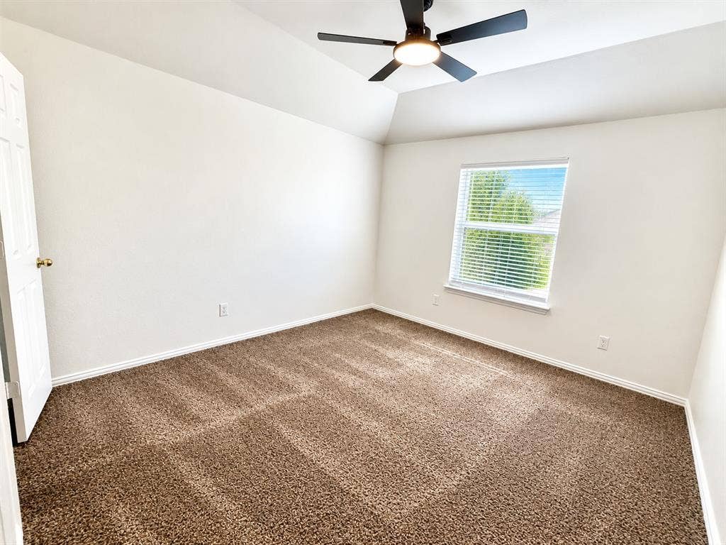 1584 Meadowview, Corinth, TX 76210