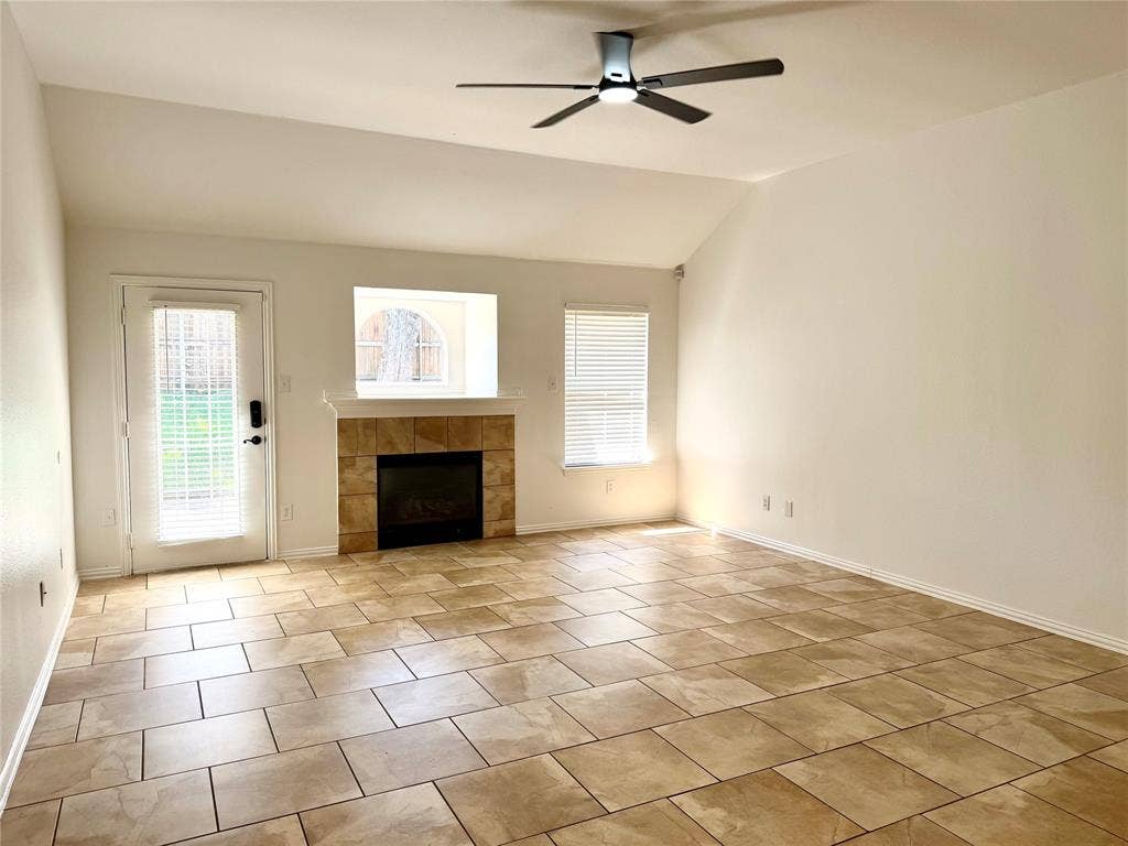 1584 Meadowview, Corinth, TX 76210
