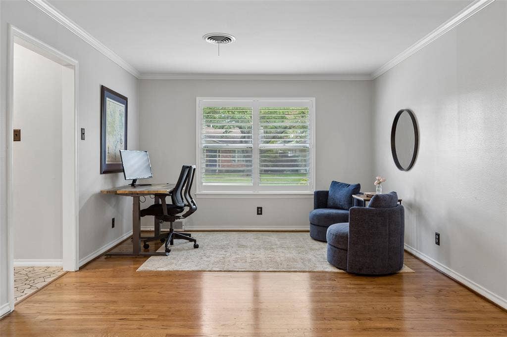 10619 Longmeadow Drive, Dallas, TX 75238 10619 Longmeadow Drive, Dallas, TX 75238