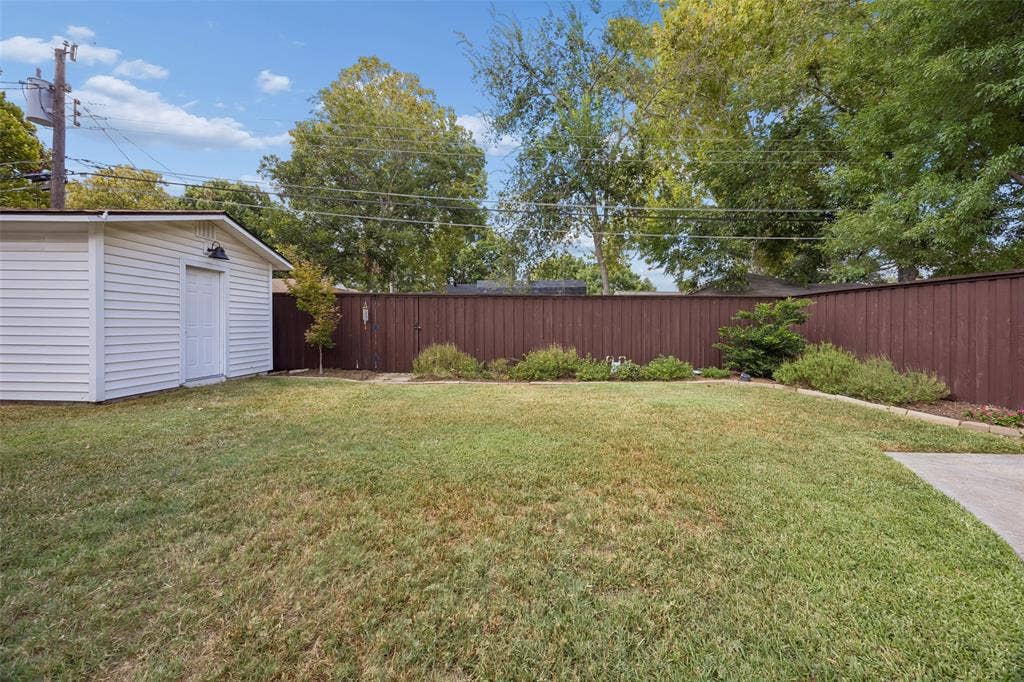10619 Longmeadow Drive, Dallas, TX 75238 10619 Longmeadow Drive, Dallas, TX 75238