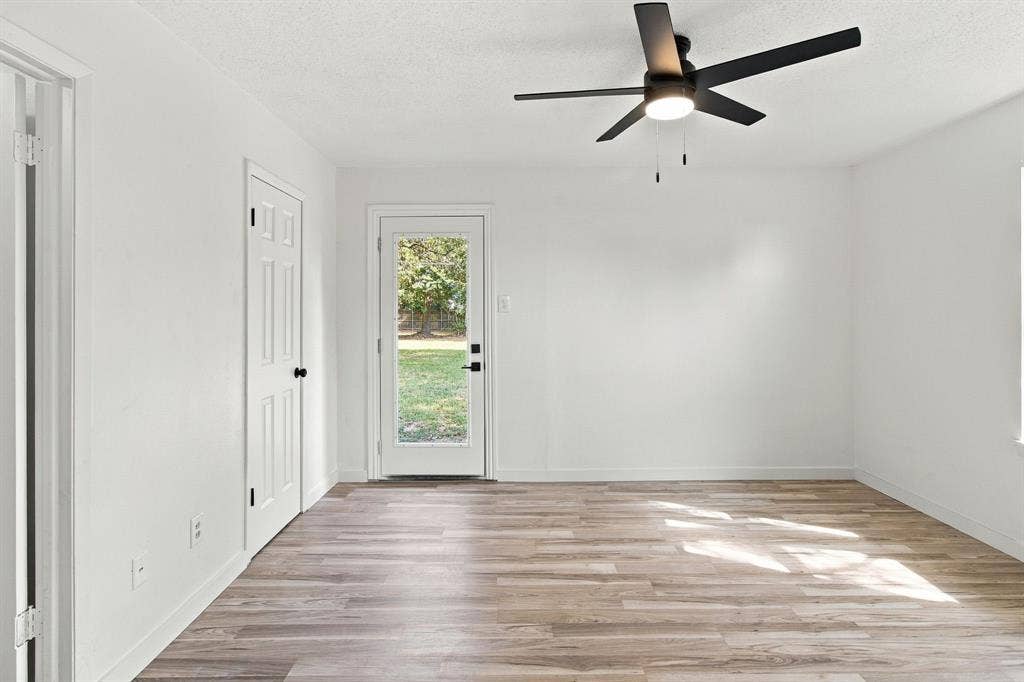 LVP flooring throughout