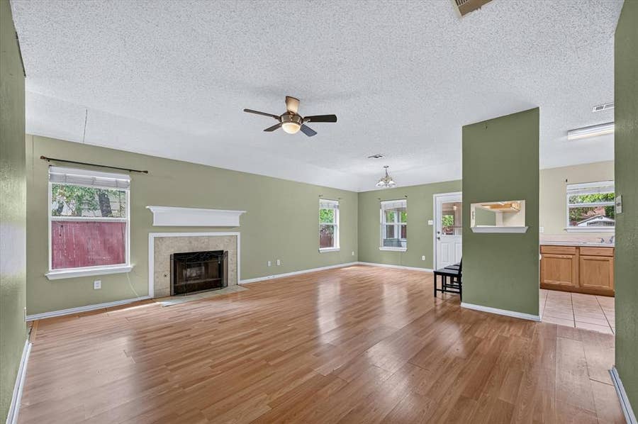 Property photo for 315 S Jefferson Street, Irving, TX