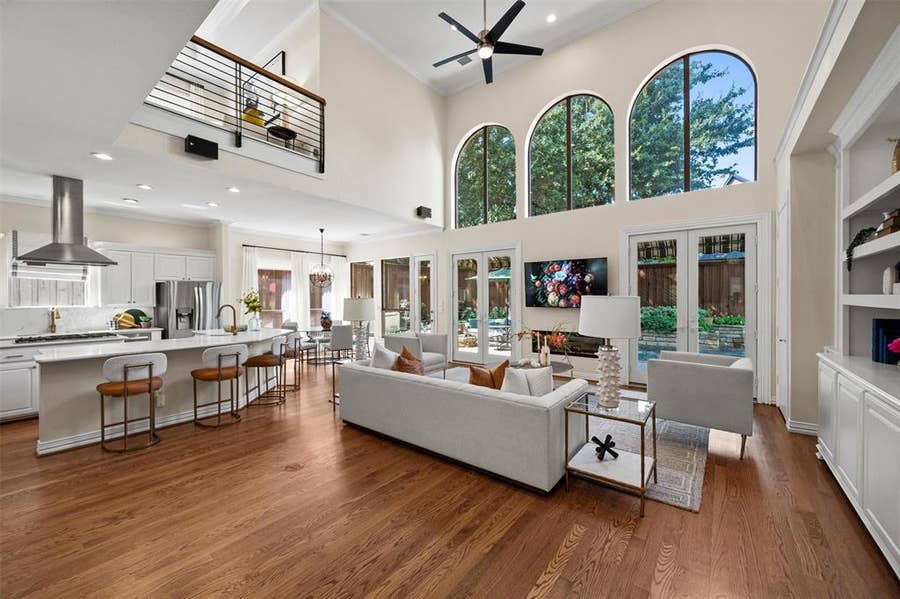 Property photo for 4025 Wellingshire Lane, Dallas, TX