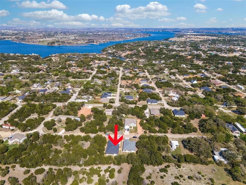 4822 Wichita Street, Granbury, TX 76048 4822 Wichita Street, Granbury, TX 76048