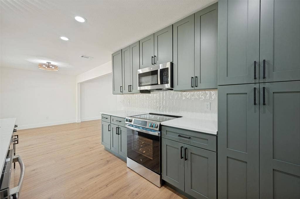 1716 Creek Ridge Court, Irving, TX 75060 1716 Creek Ridge Court, Irving, TX 75060