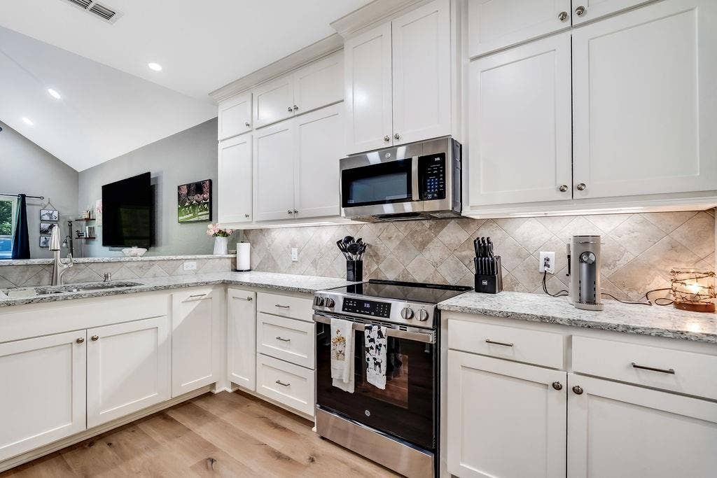 204 Bradford Avenue, Arp, TX 75750 204 Bradford Avenue, Arp, TX 75750