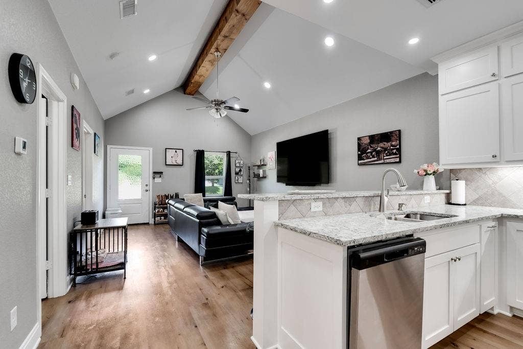 204 Bradford Avenue, Arp, TX 75750 204 Bradford Avenue, Arp, TX 75750