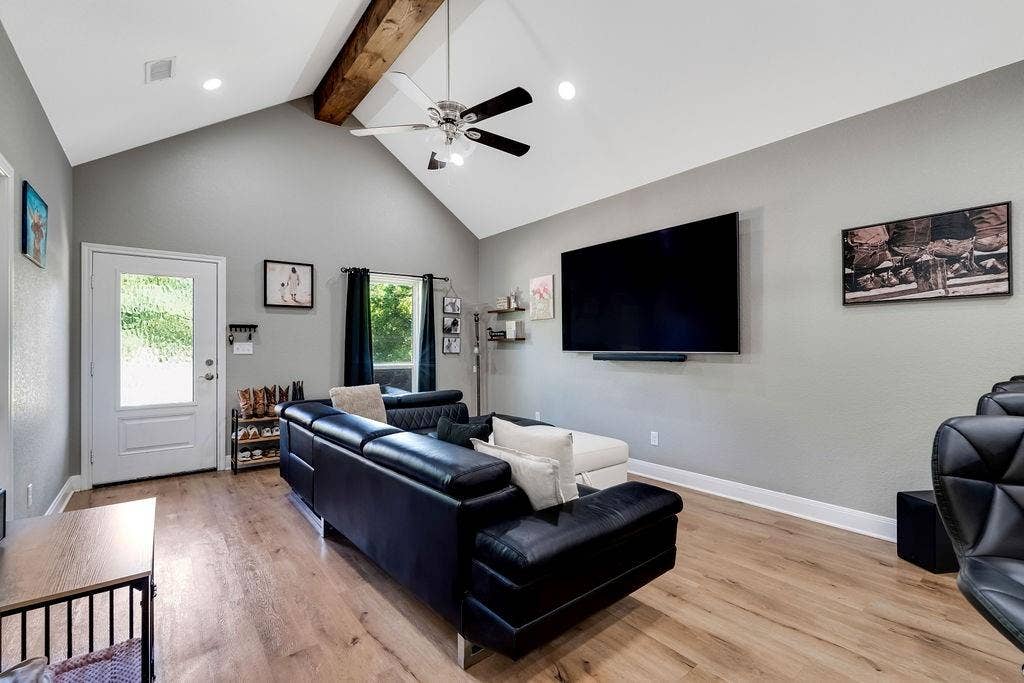 204 Bradford Avenue, Arp, TX 75750 204 Bradford Avenue, Arp, TX 75750