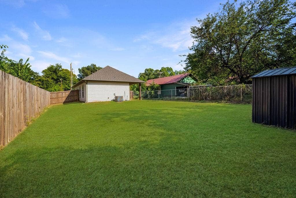 204 Bradford Avenue, Arp, TX 75750 204 Bradford Avenue, Arp, TX 75750