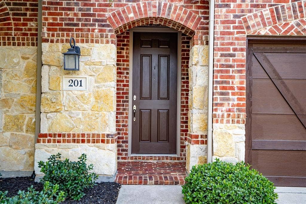 201 Lilypad Bend, Argyle, TX 76226
