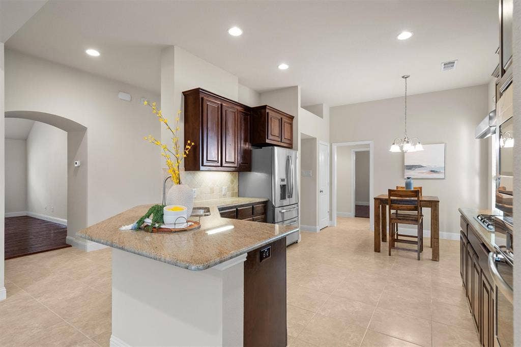 201 Lilypad Bend, Argyle, TX 76226
