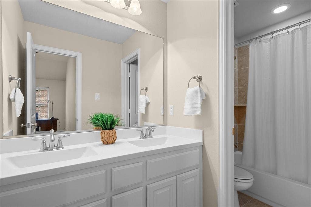 201 Lilypad Bend, Argyle, TX 76226