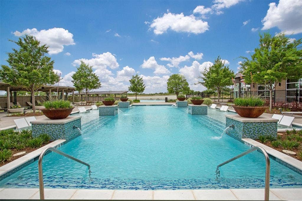 201 Lilypad Bend, Argyle, TX 76226